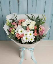 Букет цветов из:  Розы, Лизиантусы и Хризантемы в Ленино