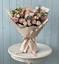 Букет цветов из:  Розы и Лизиантусы в Ленино