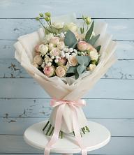 Букет цветов из:  Розы и Лизиантусы в Ленино