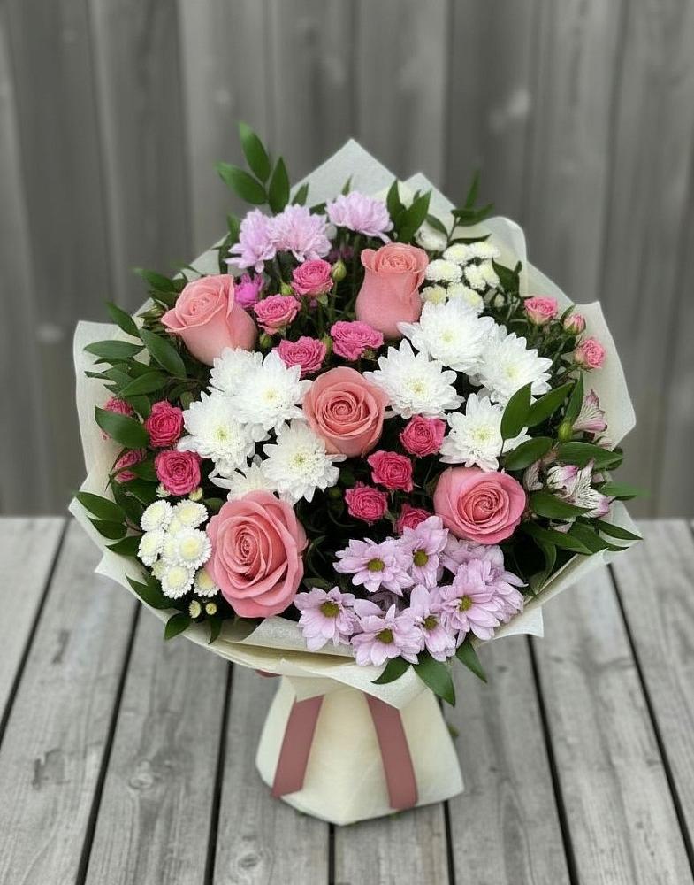 Букет цветов из: Альстромерии, Гвоздики, Розы и Хризантемы в Ленино