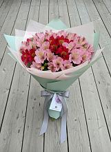 Букет цветов из:  Альстромерии #REPLACE_PRED# Ленино