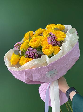 Букет Кустовые желтые розы в Ленино