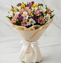 Букет цветов из:  Альстромерии в Ленино
