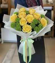 Букет цветов из:  Хризантемы и Розы в Ленино