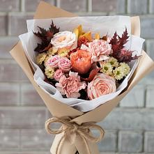 Букет цветов из:  Гвоздики, Хризантемы и Розы в Ленино
