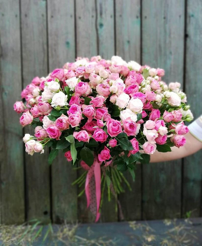 Букет Розовые кустовые розы Натали и Лав Лидия в Ленино